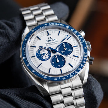 Omega Speedmaster 'Silver Snoopy Award'